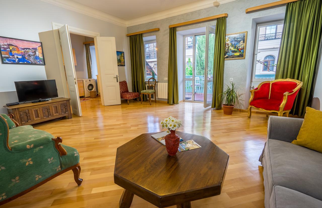 Gallery Apartment 第比利斯 外观 照片